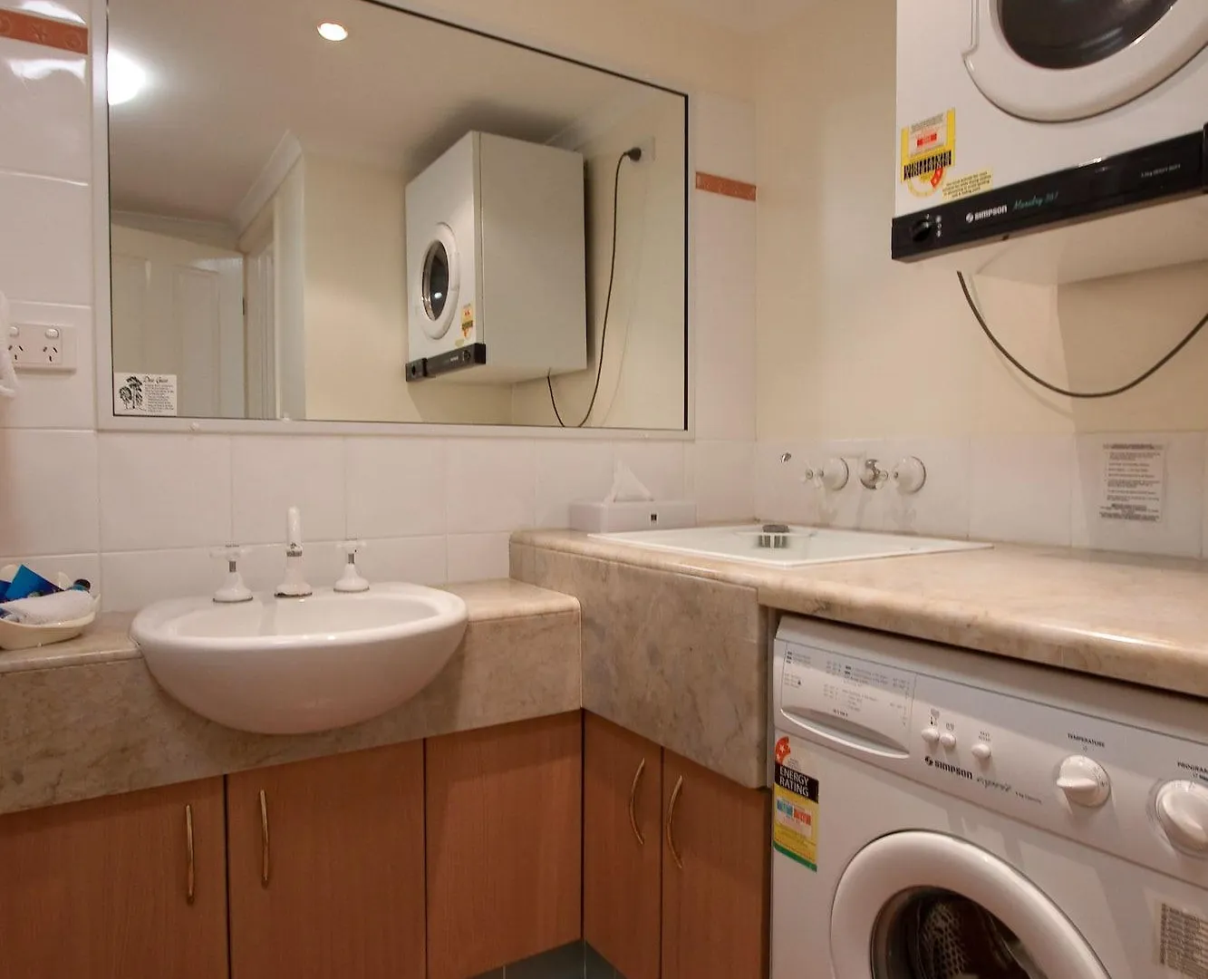 Aparthotel Mid City Luxury Suites Cairns